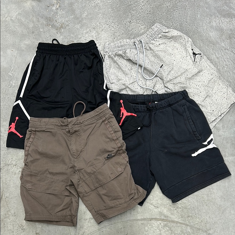 Men's Nike JORDAN SHORTS  ALL SMALL